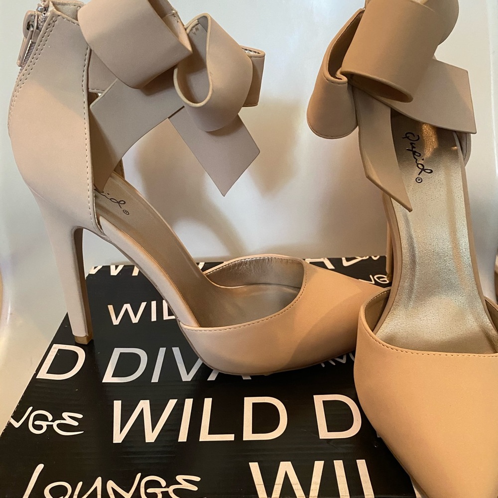 Summer heels